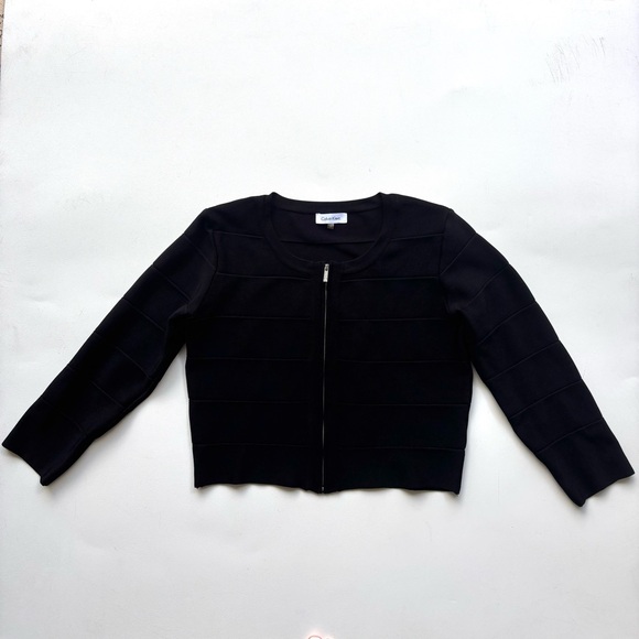 Calvin Klein Sweaters - Calvin Klein black small zip up cropped cardigan vertical panel design